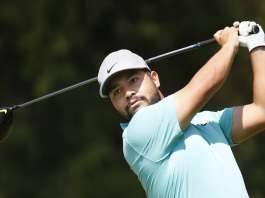 Golfpro JJ Spaun beim Abschlag mit dem Driver