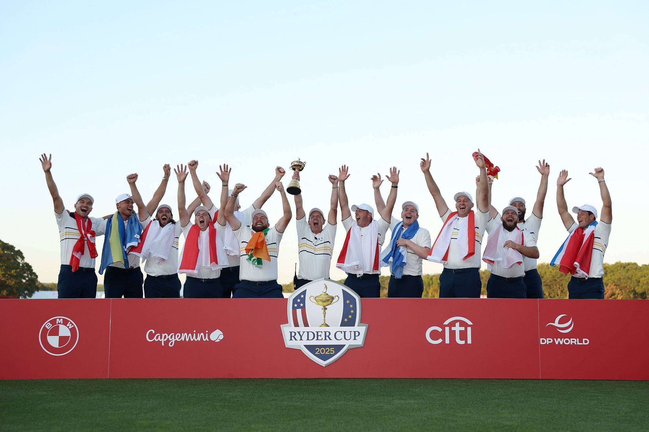 Europa siegt in New York knapp 15:13