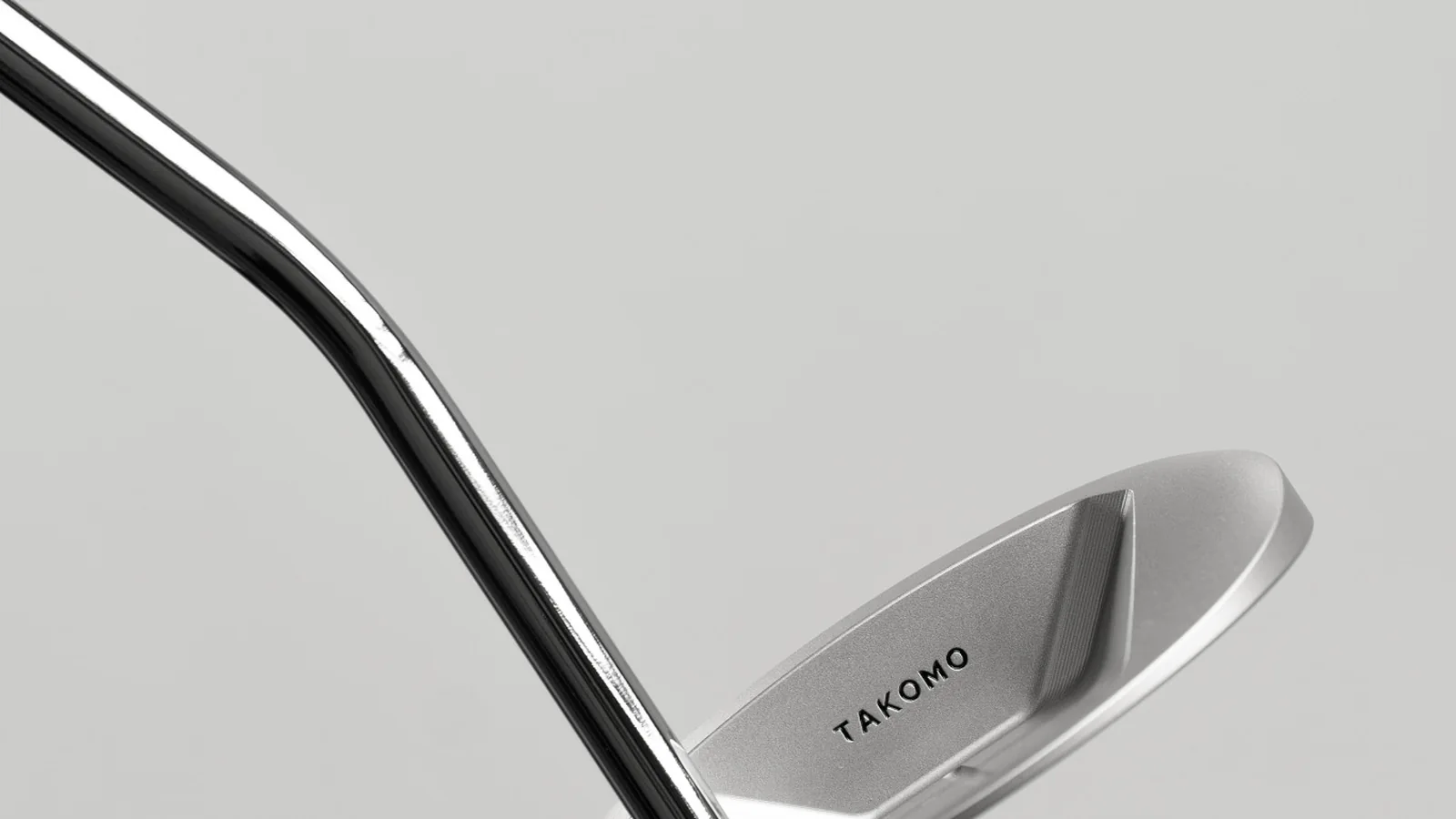 Takomo Lumo M1 Kopfform und gefräste Oberfläche